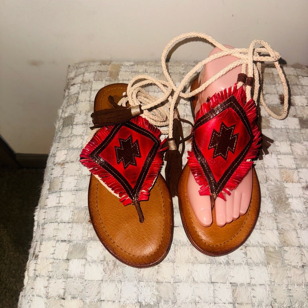 Matisse Boho Style Fringe Red&Brown Sandals Size 9